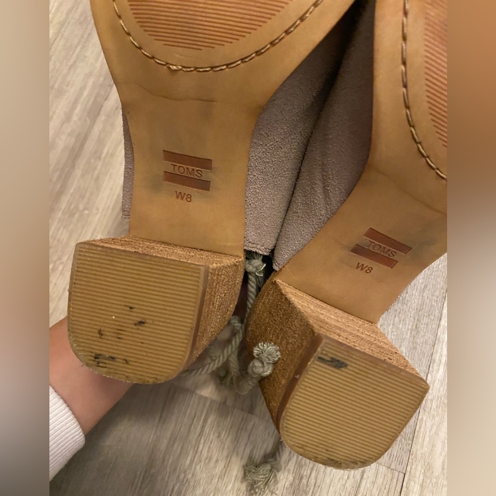 Toms Tan Elba Booties Peep Toe Suede Tassles Taupe Chunky Block Heel Mules | 8 - Picture 5 of 16